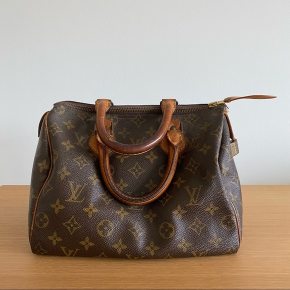 Louis Vuitton Monogram Speedy 25, 100% Authentic - Picture 4 of 15